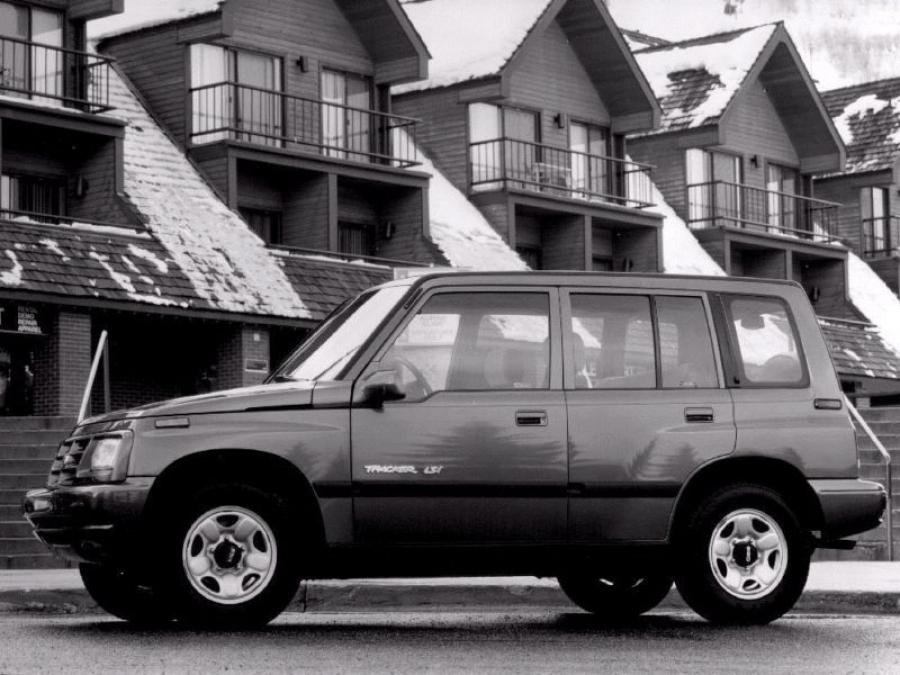  Geo Tracker 1989 года  (фото 4 из 4)